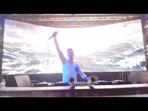 Nicky Romero Altromondo Studios 14/08/2016 - Harmony Vs Runway