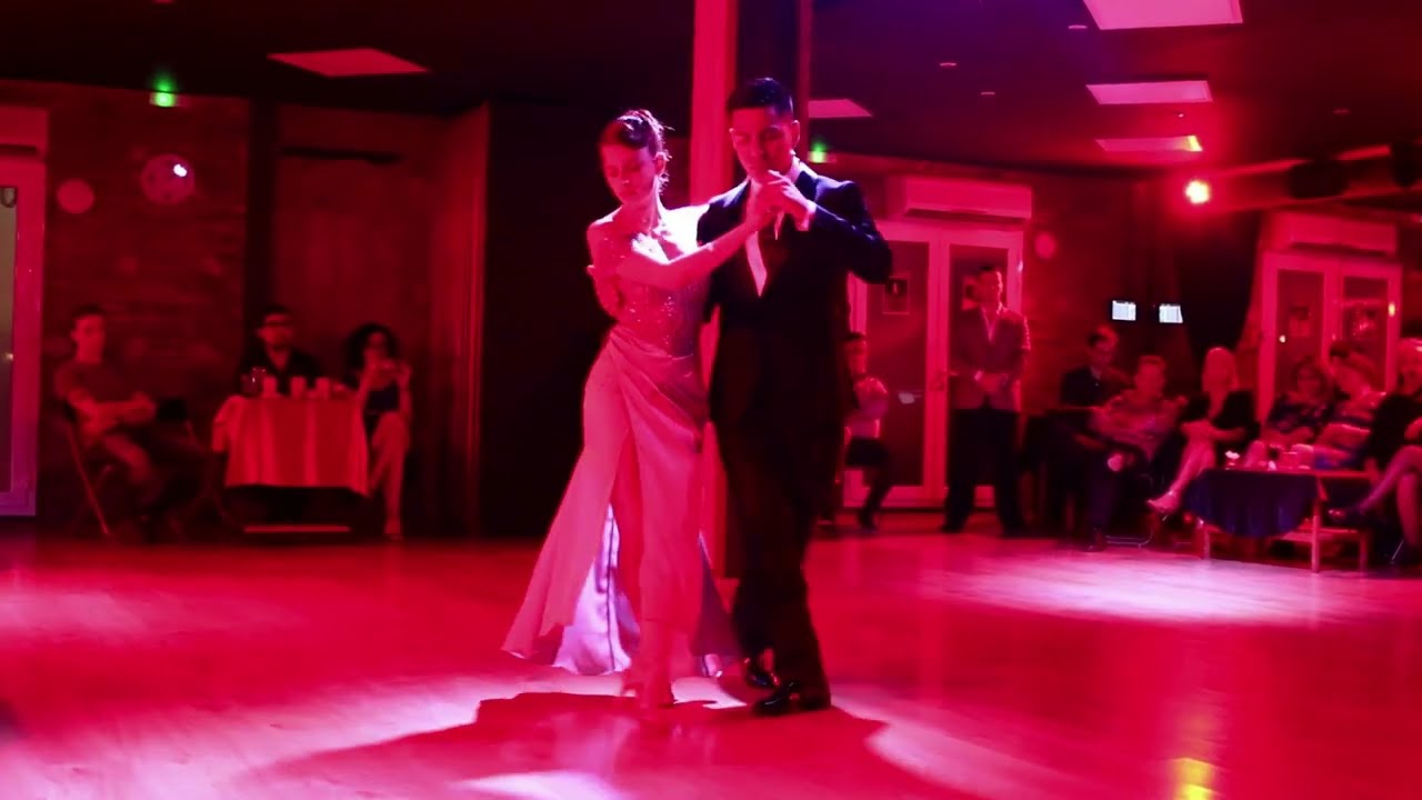 Victoria Olivella y Agustín Rojas - Maleza - Pugliese con Morán