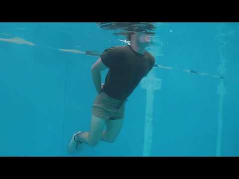 Fuzileiros Navais de Reconhecimento participam de um Curso Pré-Mergulho