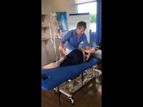 Schmerzen in den Gelenken der Knie und Hände Schmerzen im Nacken und warm