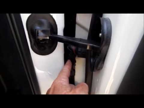 Door jamb cleaning and Detailing: How to clean door jambs to perfection!