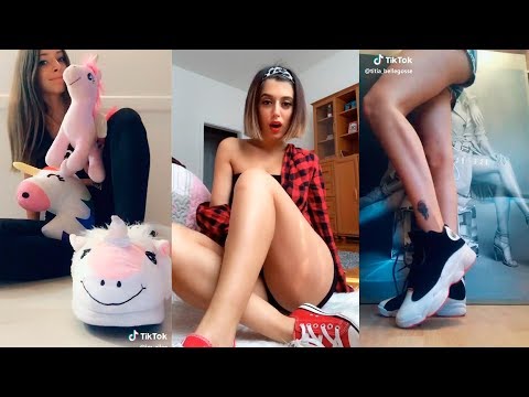 download lagu mp3 mp4 Tic Toc Clothing, download lagu Tic Toc Clothing gratis, unduh video klip Tic Toc Clothing