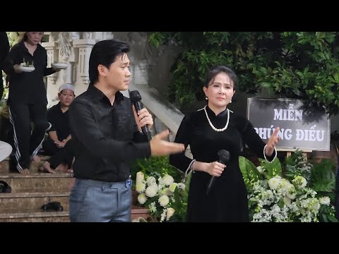 People's Artist Thanh Ngan is beautiful with handsome actor Nguyen Van Khoi with a classic excerp...