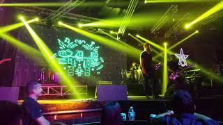 Los Amigos Invisibles - El Baile Del Sobon (Atlanta 10/05/18)