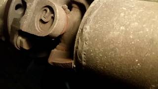 How to tell if U Joints are bad, and how to replace them!