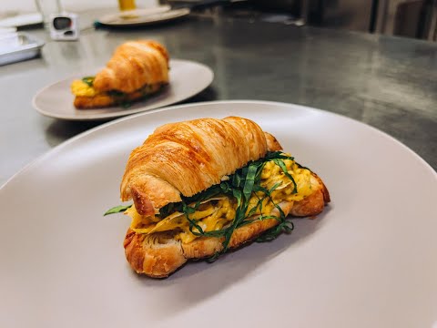 Eduardo Madrid Panadería y Repostería Gourmet: Receta de sánduche de huevo en croissant