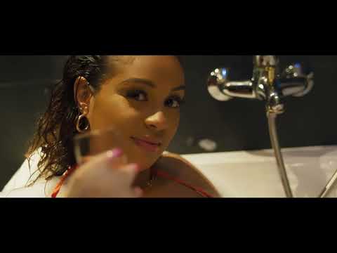 COLETTE GAZE  - STOP