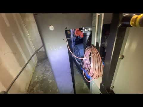 INSANELY EPIC MOTOR! Awesome MEI Hydraulic Elevator Machine Room @Rose & Rye - 100,000 View Special