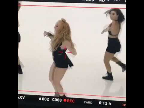 Ece Seçkin klip arkası