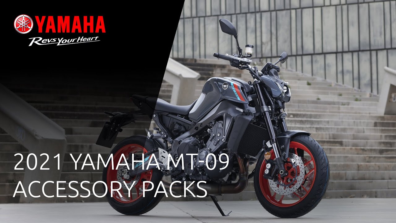 Den naturlige kjøreposisjonen og utmerkede rekkevidden for drivstoffkapasitet gjør MT-09 til din perfekte motorsykkel for helgeturer. 
Så Yamaha har laget en Weekend Pack som sørger for at du får glede av hvert minutt på eller av motorsykkelen.