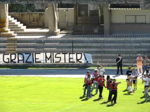 ASCOLI-TRIESTINA 3-0 - Coro Forza dai Ascoli -42a g.ta serie B 2010-11