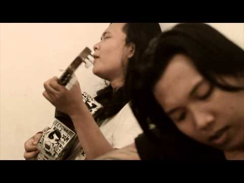 leeyonk sinatra - Tolong Kabarin ( original vidio klip )