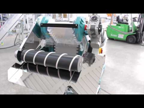 MB Conveyors - Separatore di materozze su nastro \\ Sprue separator mounted on a conveyor