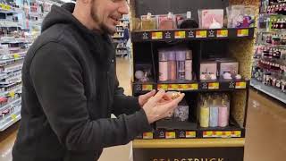 OmFreakinGosh... FREE Samples of Dolly Parton&#39;s Perfume.... LOL