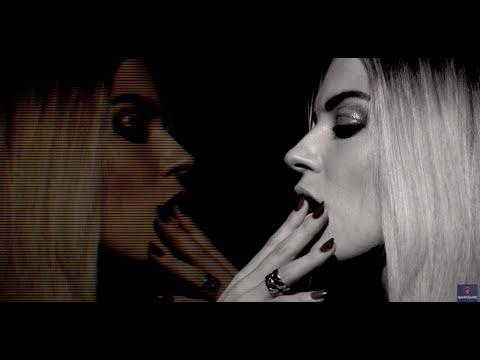 QuickClipsHQ - MARTHA HUNT Sultry in the shadows