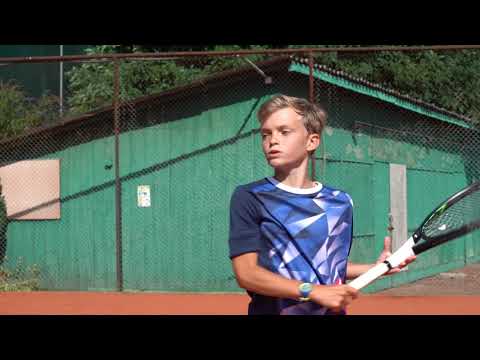 Soutenez Antonin Witz, espoir du tennis français