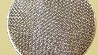 Video thumbnail for Cascade Fat Head II ribbon microphone w/ Lundahl transformer demo by Greg Vorobiov by Greg Vorobiov