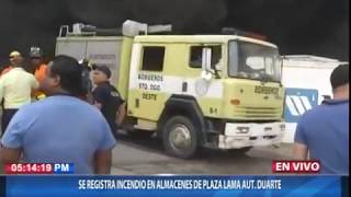 Se registra incendio en almacenes de Plaza Lama de la autopista Duarte