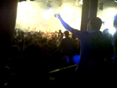 COSMIC GATE @ BUENOS AIRES 2011- PLAYS MADONNA VS DAVID TORT