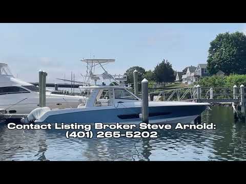 2017 Boston Whaler 420 Outrage Video