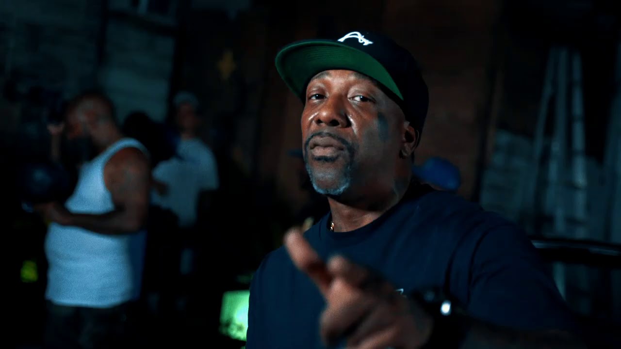 MC Eiht – Bluue Wave (Audio, Video) - Click to play