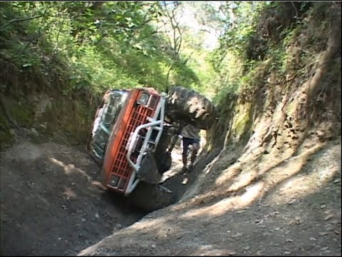 Top Truck Challenge 2003 - Tank Trap Part 2