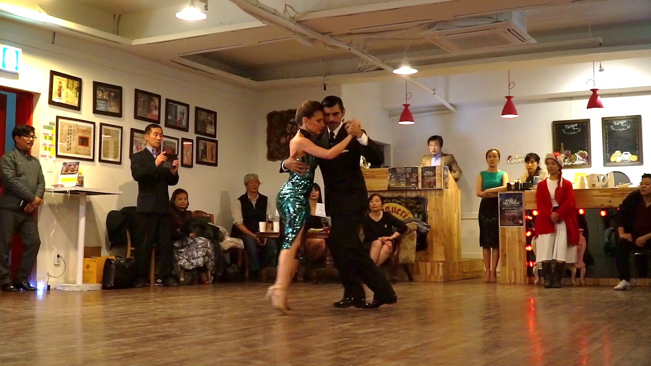 Video thumbnail for [ Tango ] 2017.12.25 - German Ballejo & Magdalena Gutierrez - Show No.1