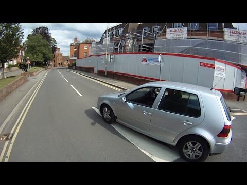 LF02TVP - MGIF Wrong Way Around Roundabout