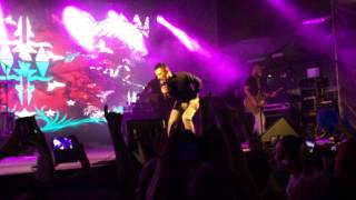 Nesli - Allora ridi Live (Galleria Porta di Roma 17-07-15)