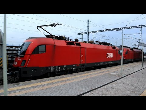Влак на "ÖBB" с локомотиви Siemens Taurus 1116-107 и 1116-111, уловен на гара Казичене от БВ 3621...