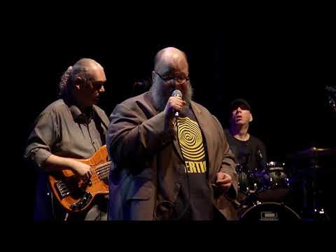 Marcelo Mariano - Cesar Camargo Mariano e Ed Motta - Nascente (Flavio Venturini e Ronaldo Bastos)