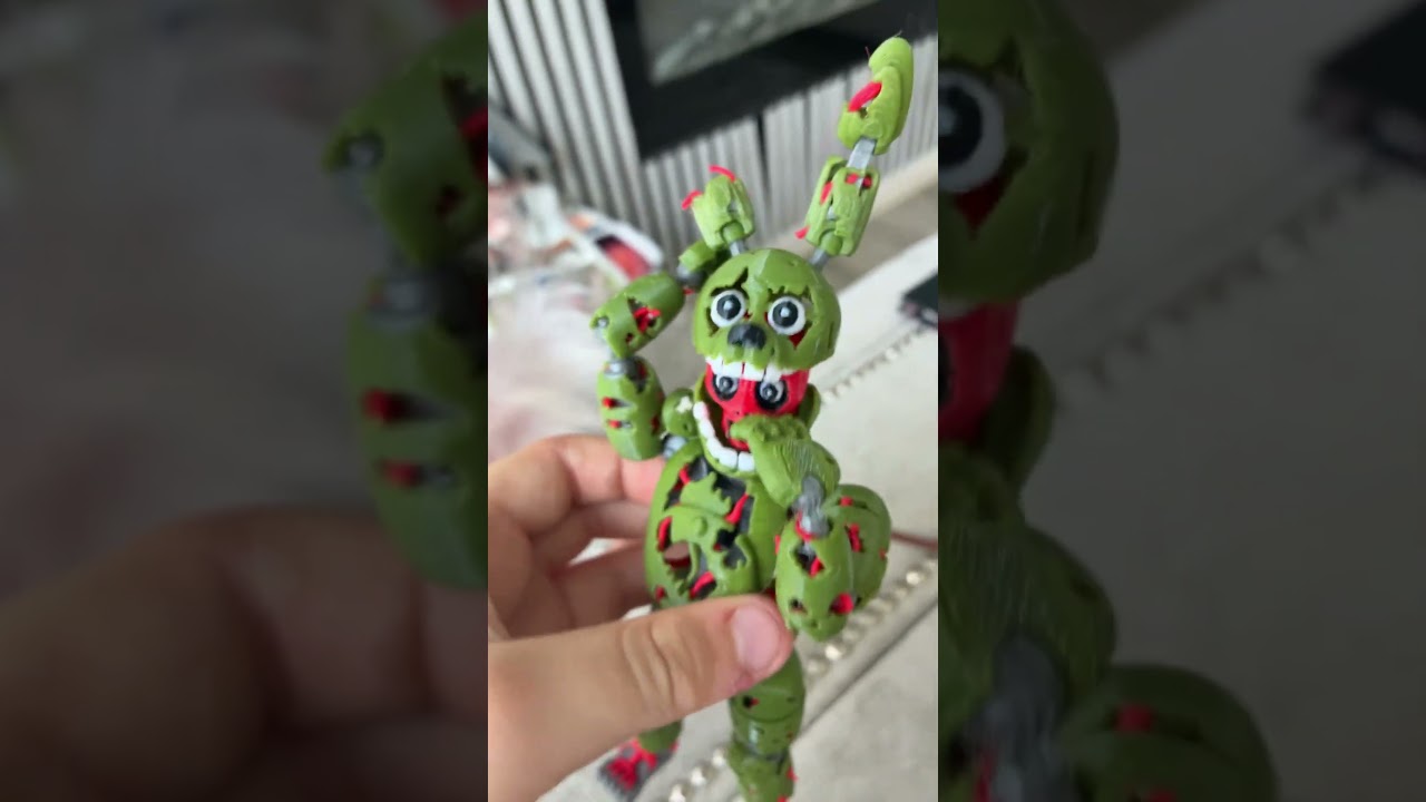 More poses soon 😜 #fnaf #springtrap #fnafsecuritybreach #fyp #figures @Titan13Toy #t13