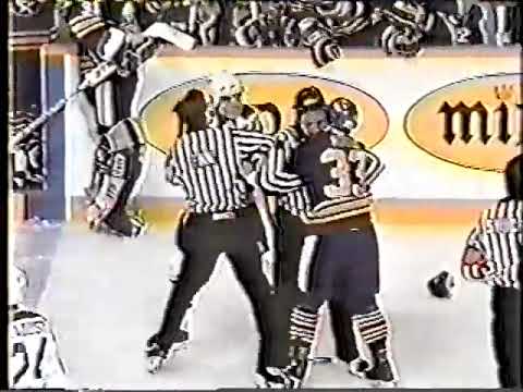 John Kordic vs Benoit Hogue