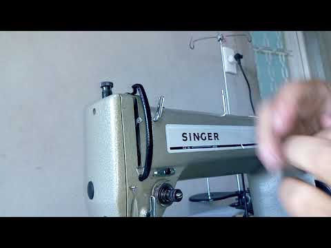 Colocando a linha na máquina reta industrial Singer 191D  300A