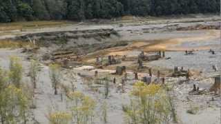 preview picture of video 'Elwha River- 101 bridge to mouth Summer 2012.wmv'
