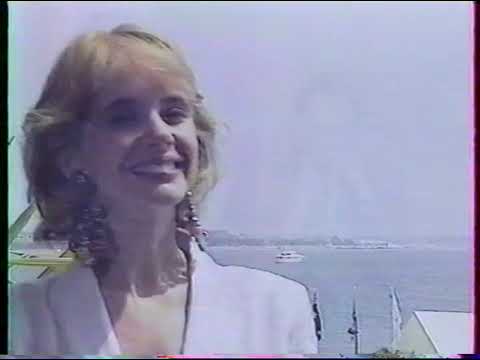 Carole Bouquet   1989 05 11   Interview in Cannes @ TF1 News