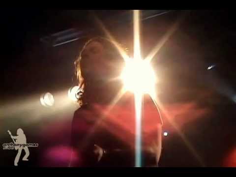 Anthony Gomes - When The Right Woman Does You Wrong - Live in France