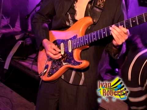 Iván Robert's Orquesta Internacional en espectacular concierto en Huacho / MIX DONNA SUMMER