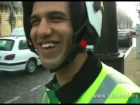 download lagu mp3 mp4 Motocrotte, download lagu Motocrotte gratis, unduh video klip Motocrotte