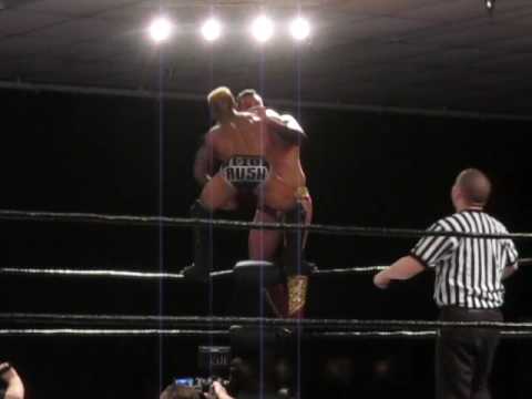 Lio Rush kicks out of a near fall at MCW event