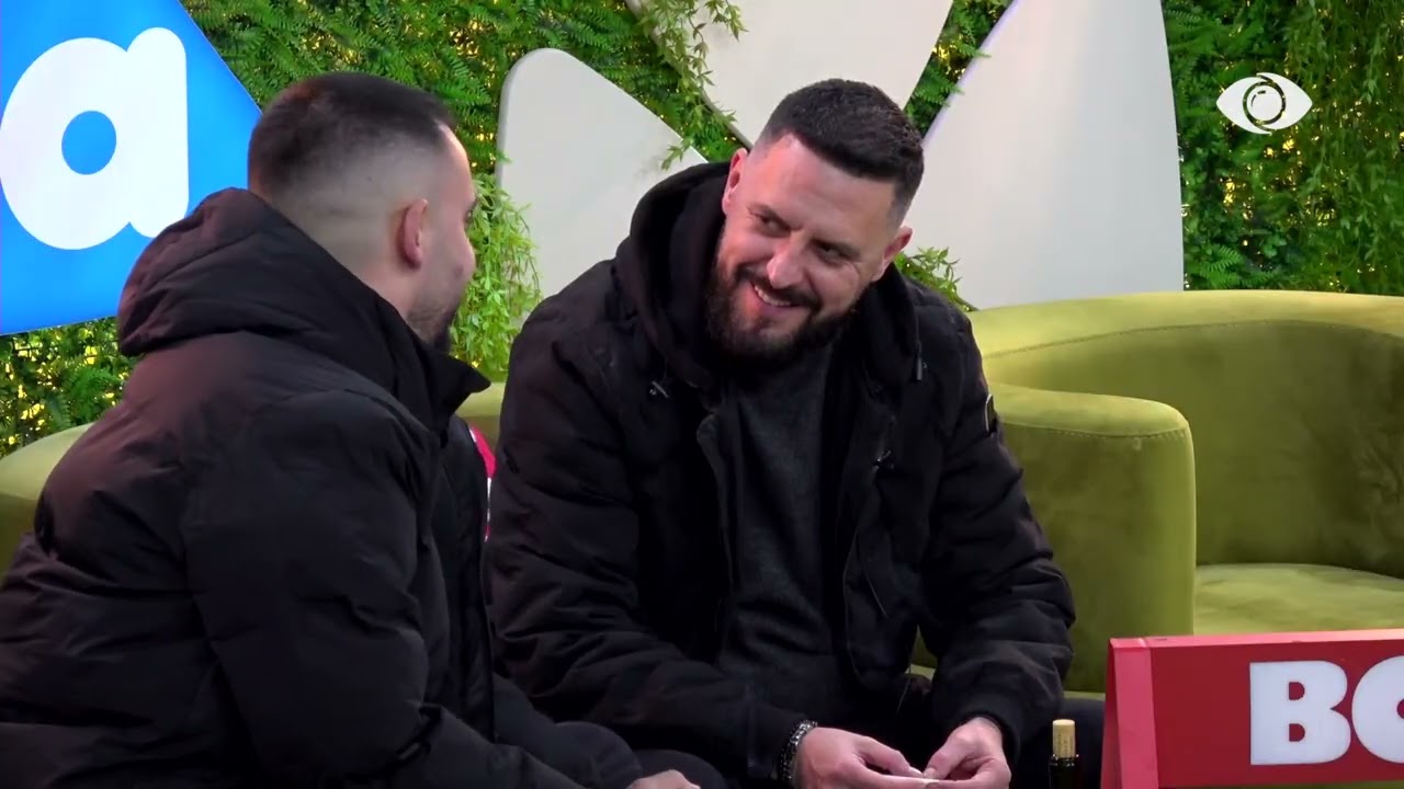 “Pse s’më do në lojë?”/ Miri dhe Keijsi bisedojnë me njëri-tjetrin