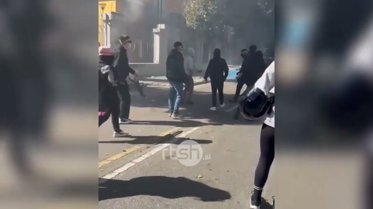 Policia e Shtetit përsërit apelin ndaj protestuesve: Distancohuni nga dhuna, dënimet shkojnë deri në 7 vite burg