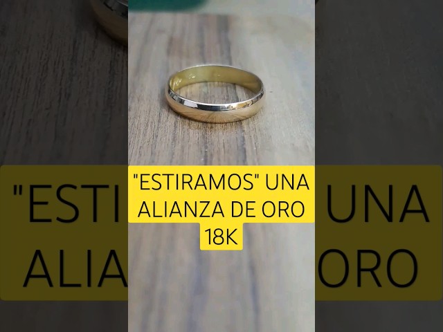Vídeo relacionado con COPAUL 18 K Chapado en Oro el Señor de los Anillos Pure carburo de tungsteno con Biblia Engaved Anillo de Pareja