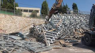 שופל מפרק את הטריבונות במתחם בויאן במירון