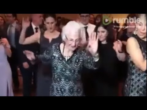 Esta Señora De 96 Años No Para De Bailar