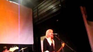 The Muffs "Red Eyed Troll" live @Bitte (Mi) 02-10-2010