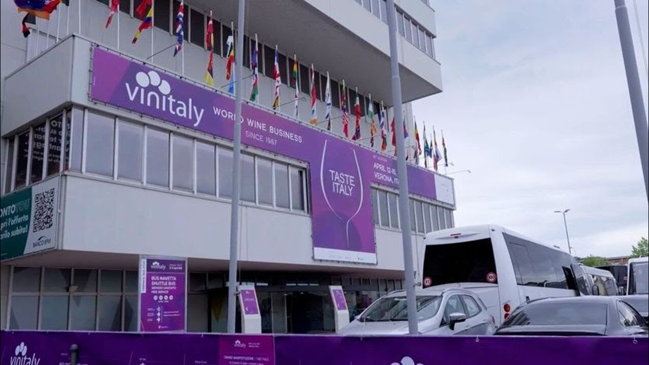 Dazi, guerra, accordi: Le sfide del Vinitaly 2026