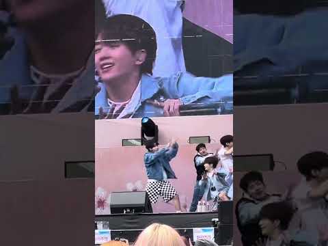 230422 러브썸페스티벌 싸이커스 INDUSTRY BABY 정훈