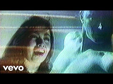 Videoclip de Es el Amor Quien Llega — Ana Gabriel
