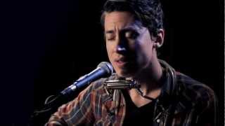 Noah Gundersen performs "Cigarettes"